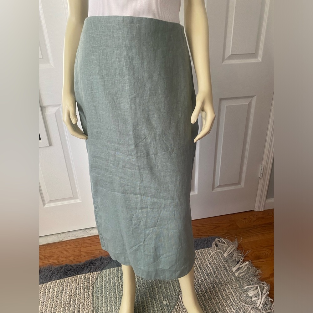 The A&F Linen collection Light Sage Green Midi Skirt/ 100% Linen/ Size Medium